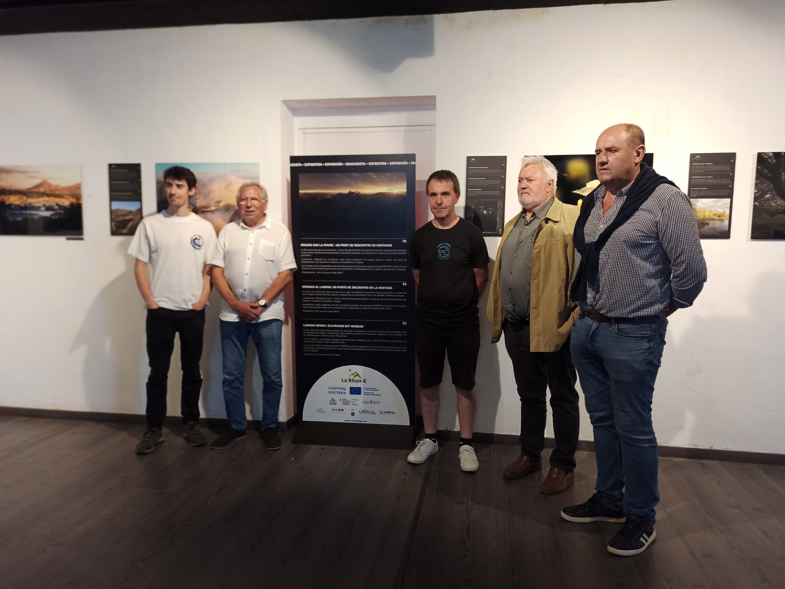 Representantes del proyecto durante la inauguración.
